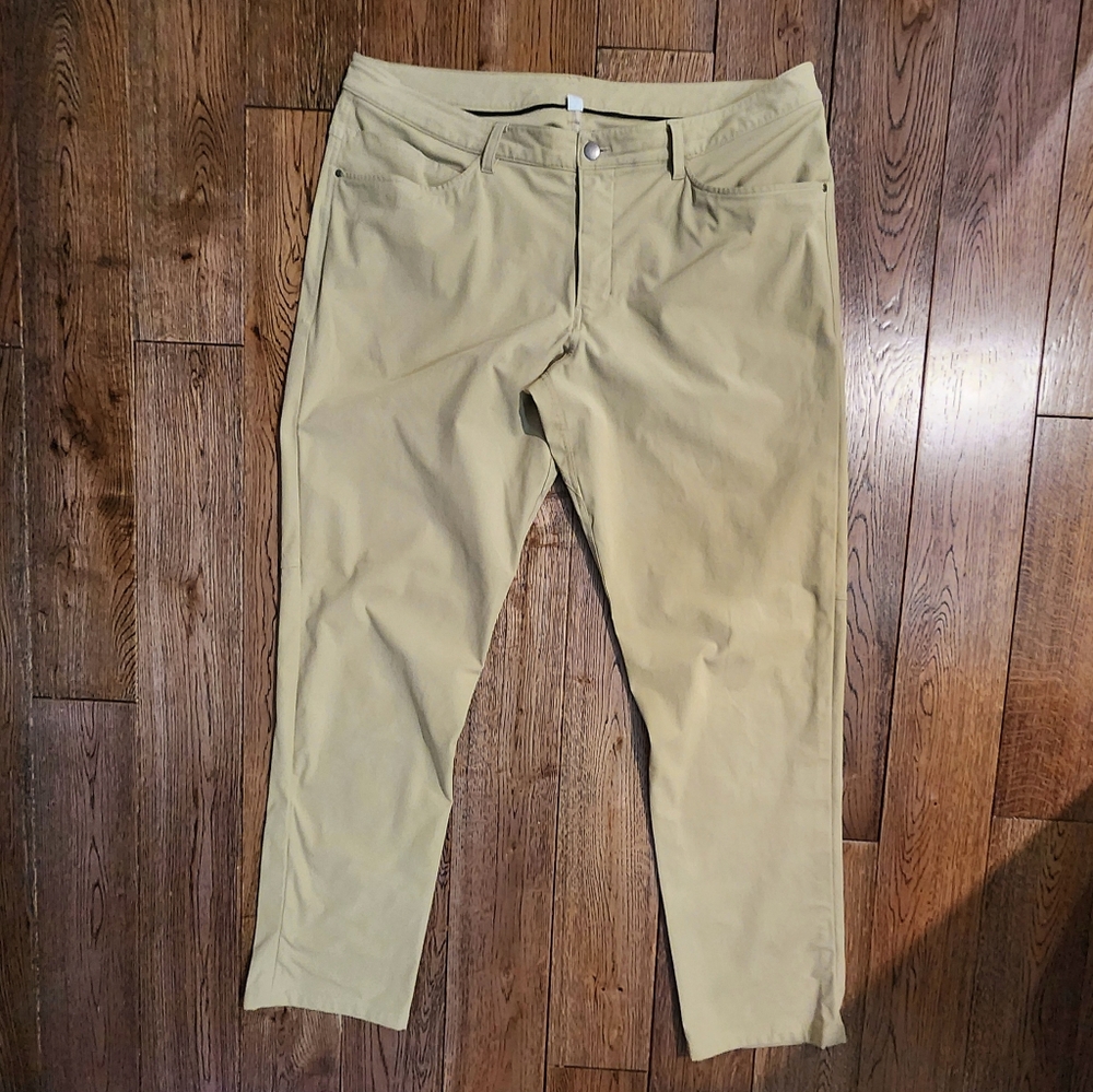 Lululemon ABC Pants Classic, Beige - Picture 7 of 11